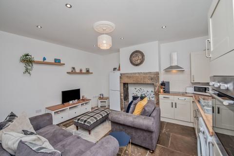 2 bedroom terraced house for sale, James Street, Birkenshaw, Bradford, West Yorkshire, BD11