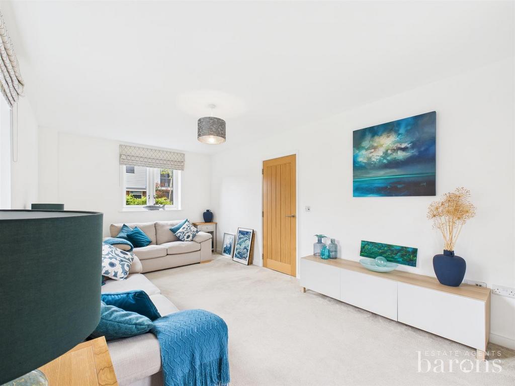 CAM05005 G0-PR0069-STILL014.jpg