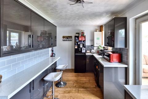 3 bedroom semi-detached house for sale, Oldham Drive, Spalding, PE11