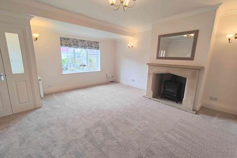 2 bedroom cottage for sale, Chapel Street, Norwood Green HX3