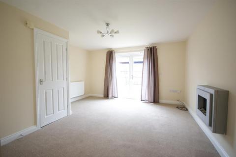 2 bedroom terraced house to rent, Lindum Mews, North Hykeham