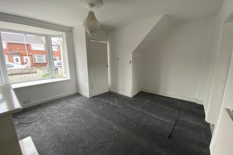 2 bedroom terraced house to rent, Westlands Road, Hull HU5