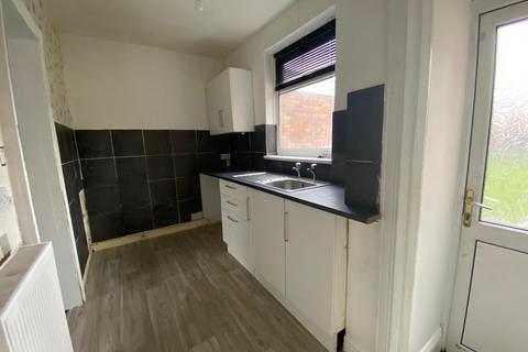 2 bedroom terraced house to rent, Westlands Road, Hull HU5