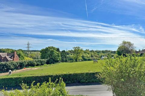 4 bedroom semi-detached house for sale, School Road, Wombourne, WV5