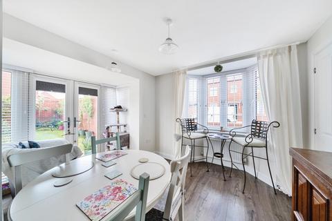 4 bedroom detached house for sale, Kingsmere,  Bicester,  Oxfordshire,  OX26