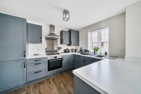 4 bedroom detached house for sale, Kingsmere, Bicester, Oxfordshire, OX26