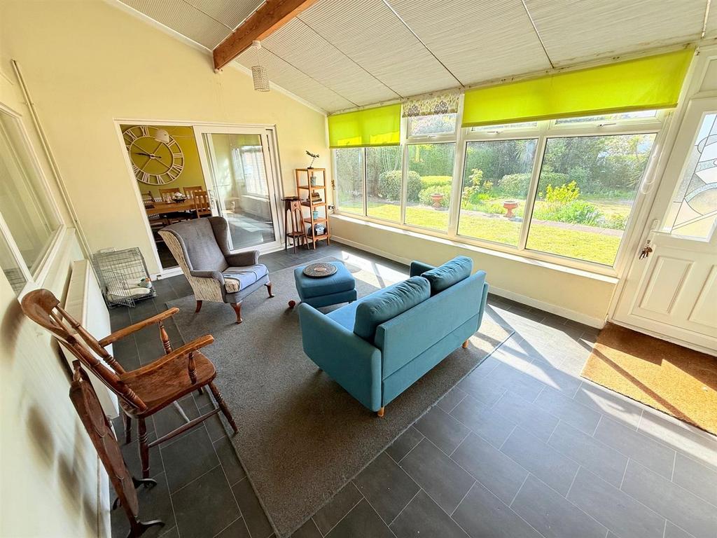Entrance Conservatory
