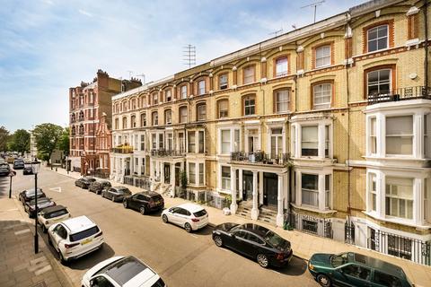 1 bedroom flat for sale - Cheniston Gardens, London