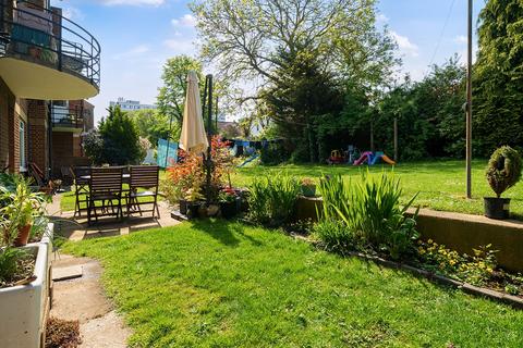 Flat 4, Howard House Howard Road, London, SE20 8HH