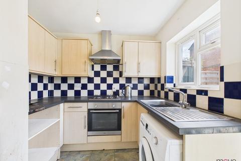 4 Compton Road, Cheltenham, GL51 9BX