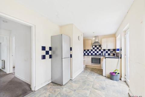 4 Compton Road, Cheltenham, GL51 9BX
