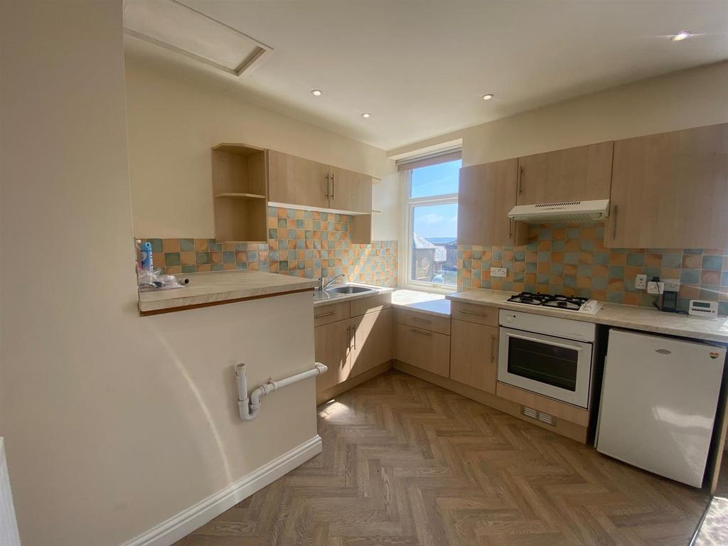 KITCHEN AREA.jpg