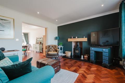 4 bedroom detached house for sale, Meadow Drive, Knutsford