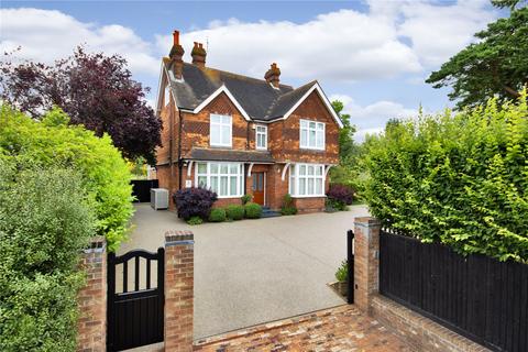 5 bedroom detached house for sale, London Road, Westerham, Kent, TN16