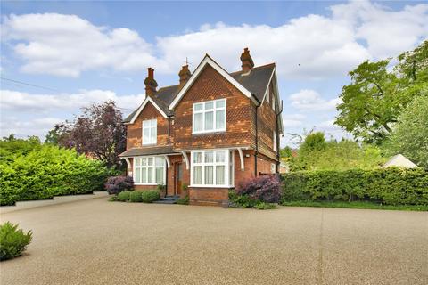 5 bedroom detached house for sale, London Road, Westerham, Kent, TN16