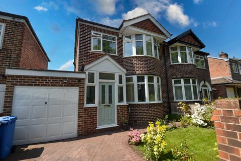 Gleneagles Road, Urmston, M41