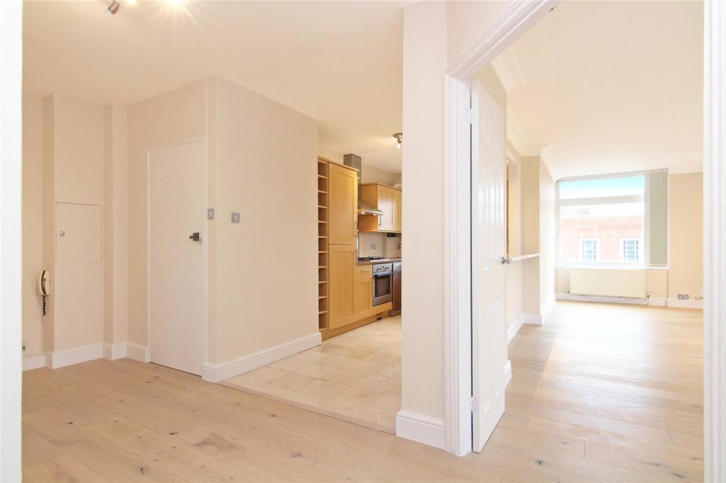 Kitchen/Reception