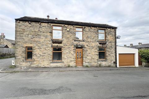 Salt Pye Cottage, Wood Street, Skelmanthorpe HD8 9BN