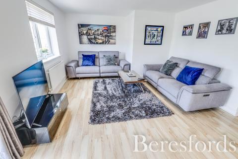 2 bedroom duplex for sale, Lynmouth Gardens, Chelmsford, CM2