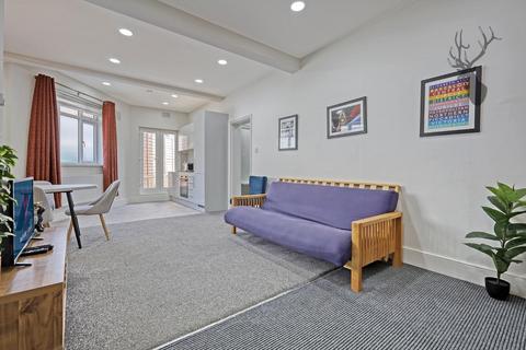 3 bedroom house for sale, Central Park Road, London