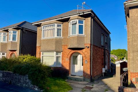 20 Barnes Crescent, Bournemouth, BH10 5AW