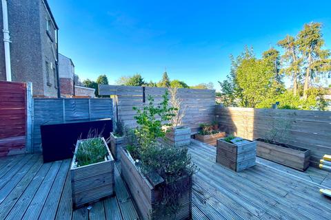 20 Barnes Crescent, Bournemouth, BH10 5AW