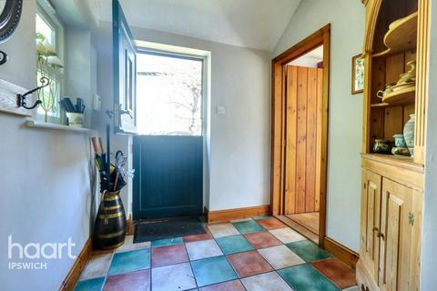 2 bedroom cottage for sale, Raydon, Ipswich