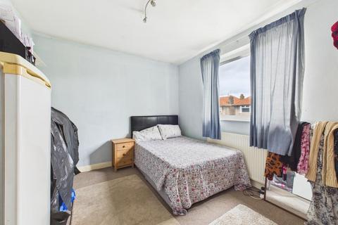 69 Berkeley Close, Ruislip, HA4 6LF