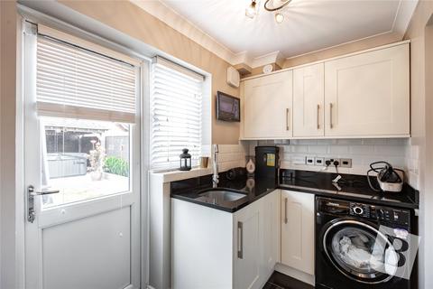 4 bedroom detached house for sale, Holme Walk, Wickford, Essex, SS12