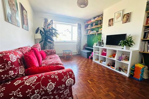 9a Callander Road, London, SE6 2QA