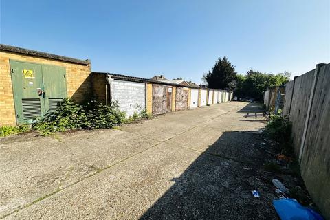 9a Callander Road, London, SE6 2QA