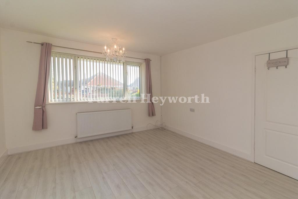 Bedroom 1 image 2 Ne