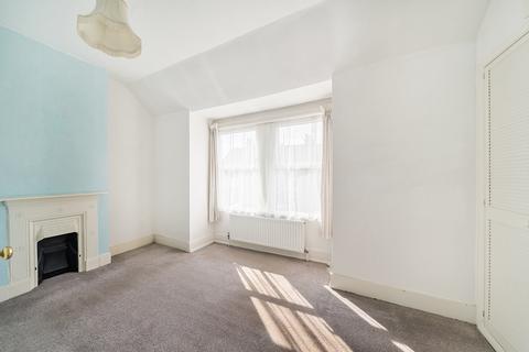 34 Bernard Road, Wallington, SM6 0TU