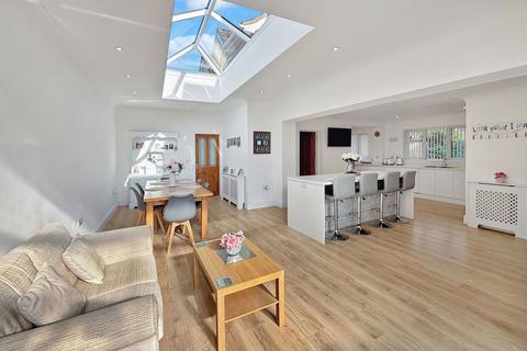 undefined, Larch Close, Sleaford NG34