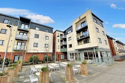 2 bedroom flat to rent, Glen Avon House, ,