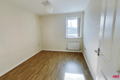 2 bedroom flat to rent, Glen Avon House, ,