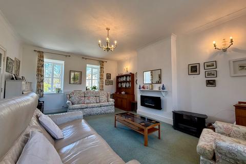 2 bedroom bungalow for sale, 10 Llwyn View, Fron Serth, Dolgellau, LL40 1LD