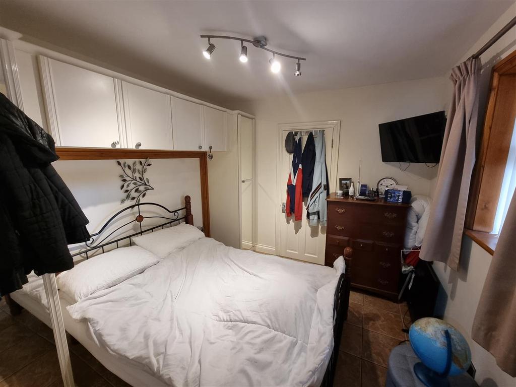 Bedroom.jpg