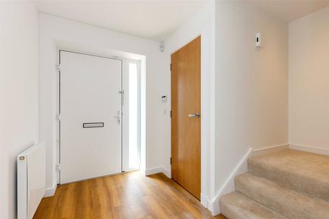 2 bedroom duplex for sale, 67 Logie Green Road, Edinburgh, EH7