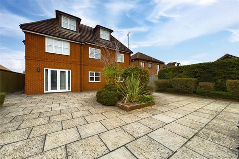 Reading Road, Winnersh, Wokingham, Berkshire, RG41