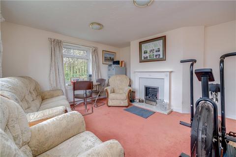 37 Garth End, Collingham, Wetherby, LS22 5BH