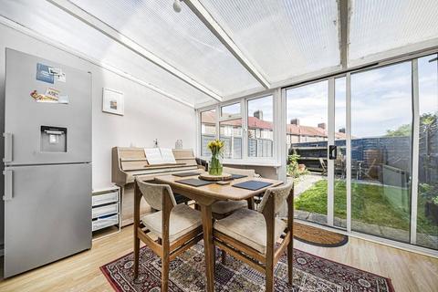 92 Capstone Road, Bromley, BR1 5NB