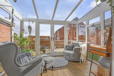 4 bedroom detached house to rent, Harvest Road, Market Harborough