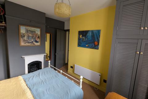 32 West End, Melksham, SN12 6HJ