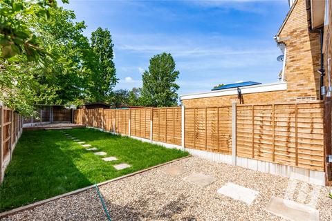 59 Willow Street, Romford, RM7 7LB