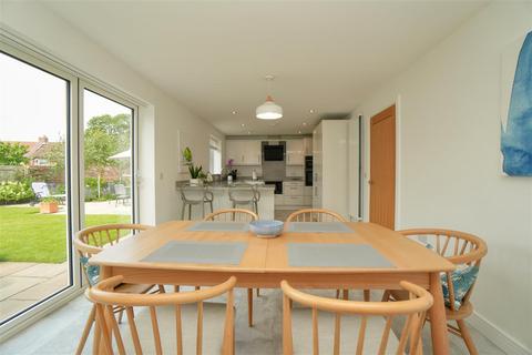 19 Pond View, Tollerton, York, YO61 1AG