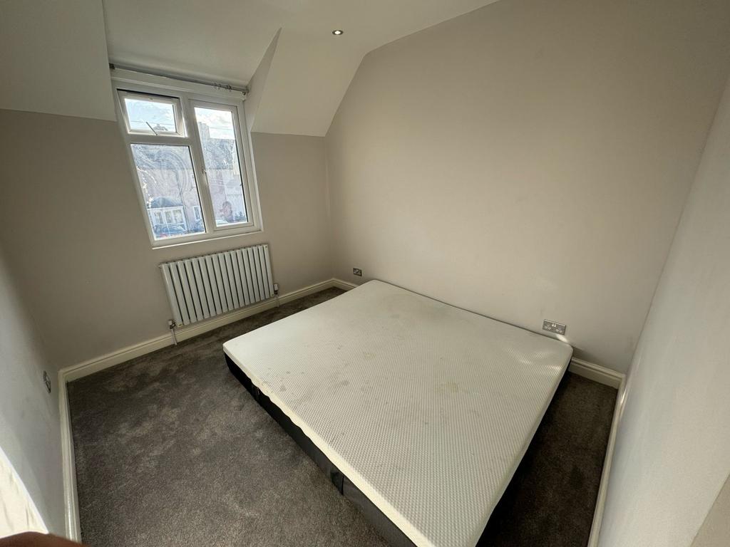 Bedroom-2