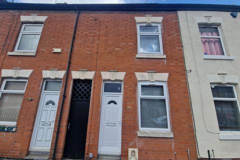 3 bedroom terraced house to rent, Leicester LE3