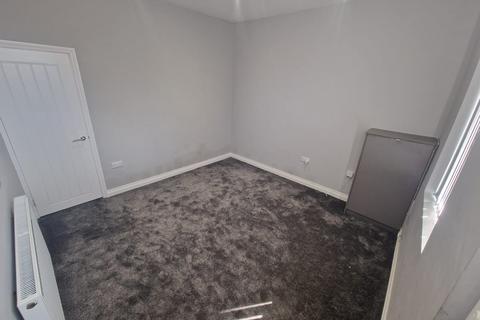 3 bedroom terraced house to rent, Leicester LE3