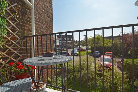 2 bedroom flat for sale, Mill House, Storrington, RH20